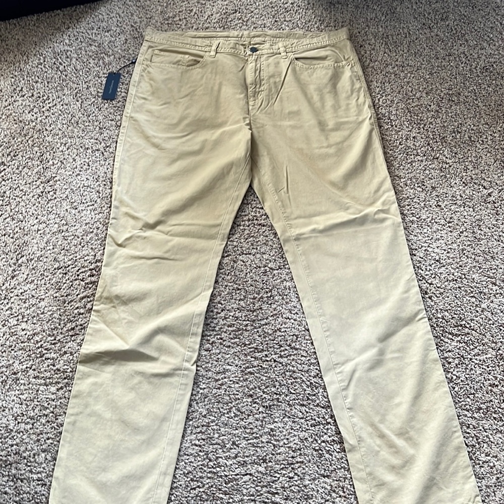 Men’s Khaki Pants